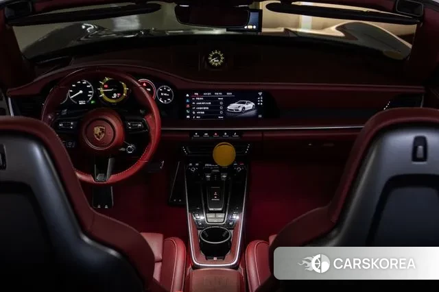 Porsche 911(992) 2023 Белый из Кореи, фото 6