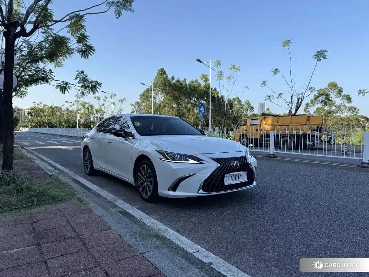 Lexus ES 2024 Белый из Китая, фото 5