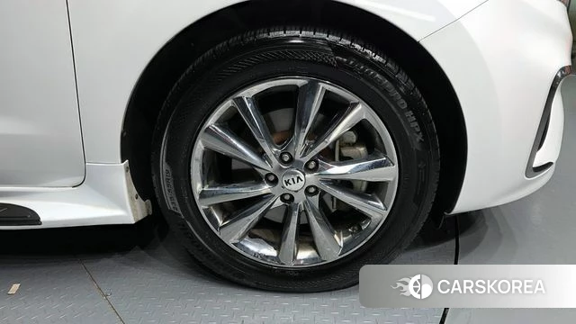 Kia The New Carnival id 3880140 из Кореи 15