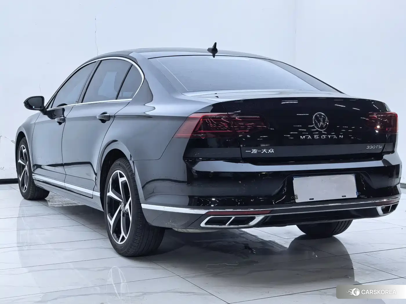 Volkswagen Magotan 2025 Черный из Китая, фото 5