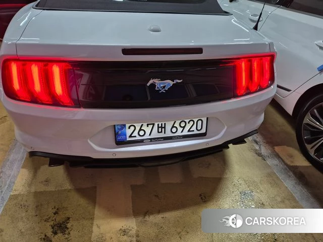 Ford Mustang 2022 Белый из Кореи, фото 5