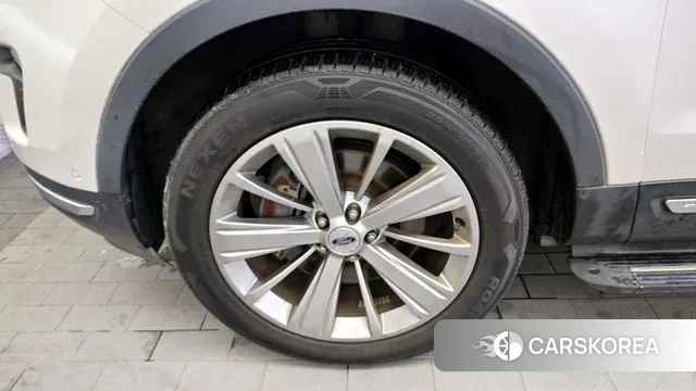 Ford Explorer id 2941499 из Кореи 15