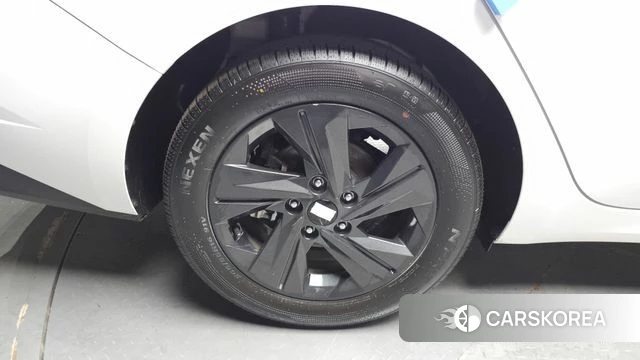 Hyundai Avante Hybrid (CN7) id 4635951 из Кореи 25