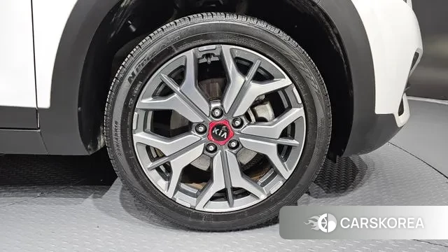 Kia Seltos id 3621950 из Кореи 15