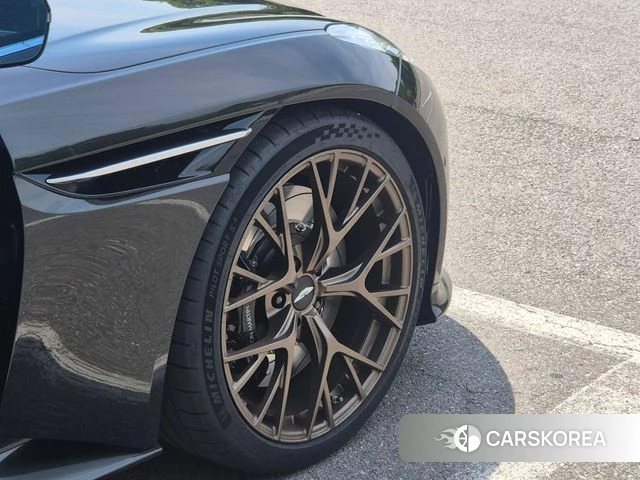 Aston Martin DB12 id 4336447 из Кореи 15