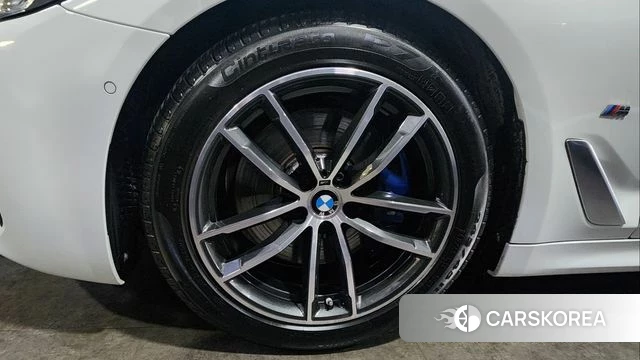BMW 5 Series (G30) id 4560979 из Кореи 15