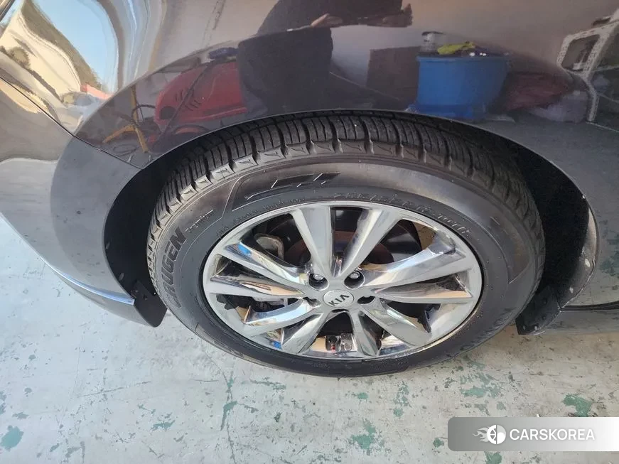 Kia The New Carnival id 2102555 из Кореи 13