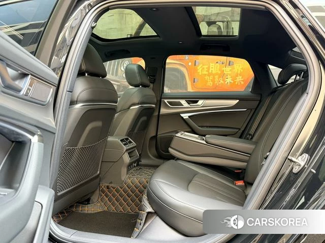 Audi A6L id 4213498 из Китая 8