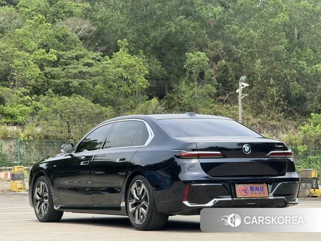 BMW 7 series id 4274667 из Китая 9