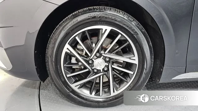 Hyundai The New Grandeur IG id 3760516 из Кореи 15