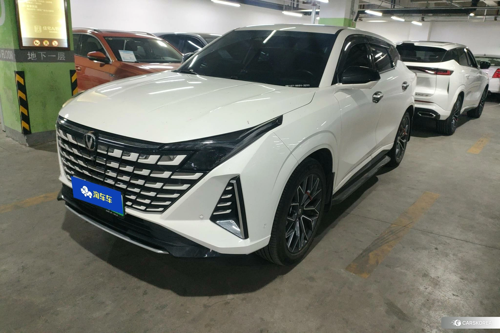Chang'an UNI-Z PHEV id 4485545 из Китая 11