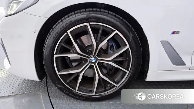 BMW 5 Series (G30) id 2975298 из Кореи 15