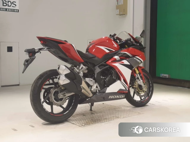 Проданный Honda CBR250RR 2017 из Японии, фото 5