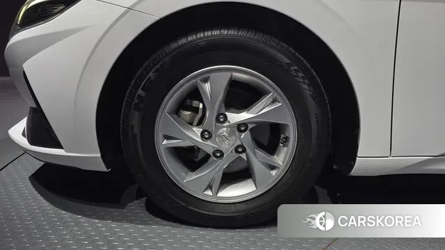 Hyundai Avante (CN7) id 3444187 из Кореи 15