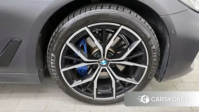 BMW 5 Series (G30) id 3551894 из Кореи 15