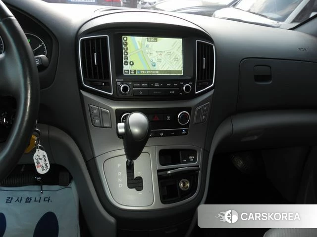 Hyundai The New Grand Starex id 4286313 из Кореи 7