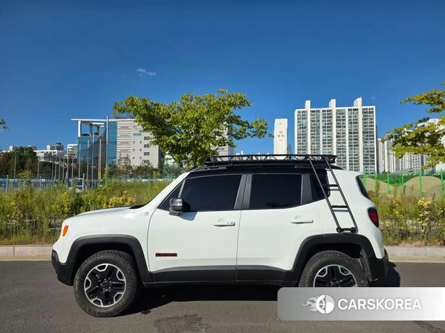 Jeep Renegade 2018 Белый из Кореи, фото 5
