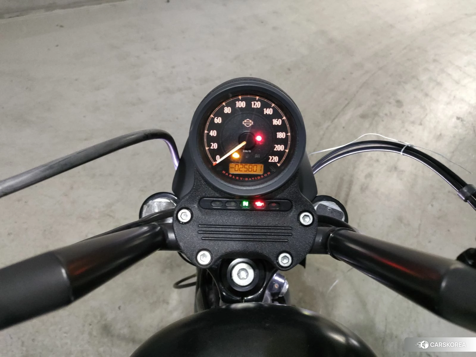 Harley-Davidson Sportster XL883N 2014 из Японии, фото 5