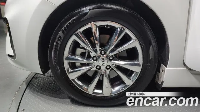 Kia The New Carnival id 2945670 из Кореи 15