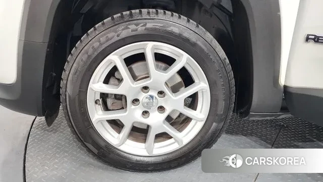 Jeep Renegade id 3551559 из Кореи 15