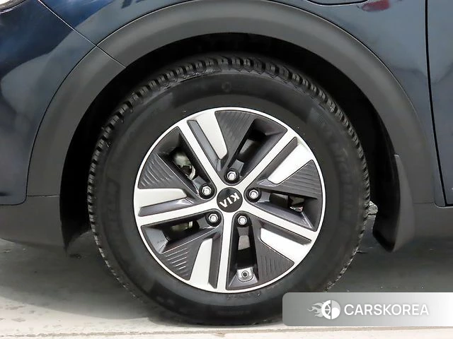Kia The New Niro id 4586687 из Кореи 14