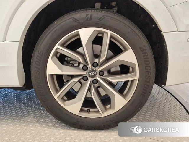 Audi e-Tron id 4635549 из Кореи 15