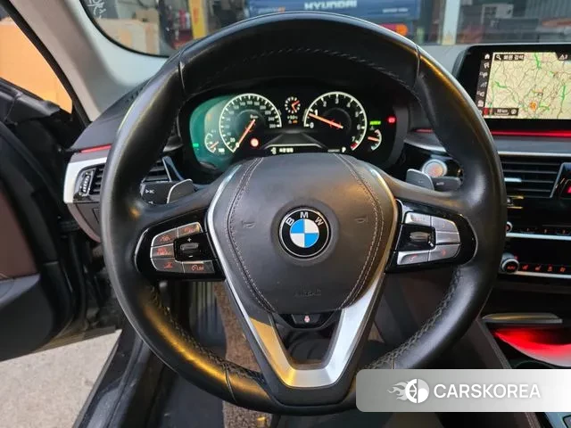 BMW 5 Series (G30) id 3459801 из Кореи 7