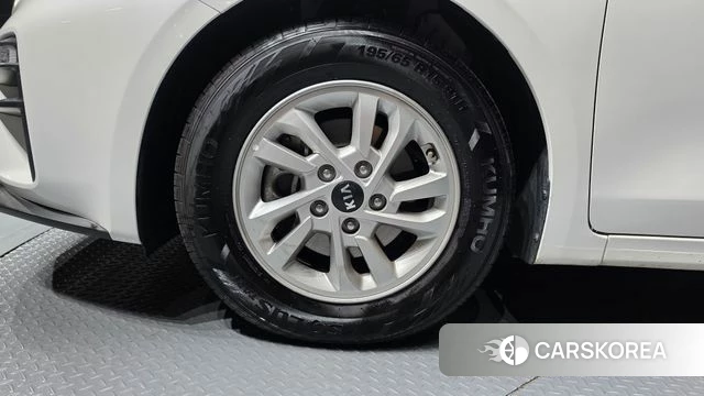 Kia Come New K3 id 4620647 из Кореи 15