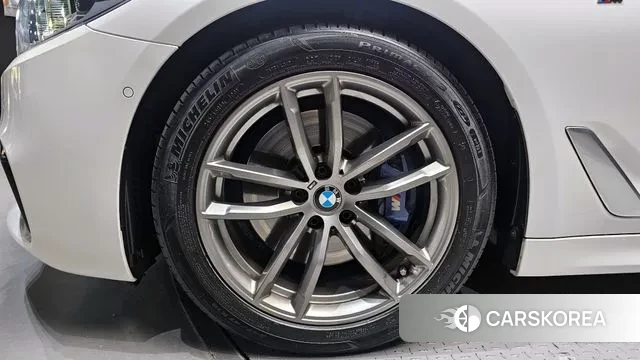 BMW 5 Series (G30) id 3345340 из Кореи 15