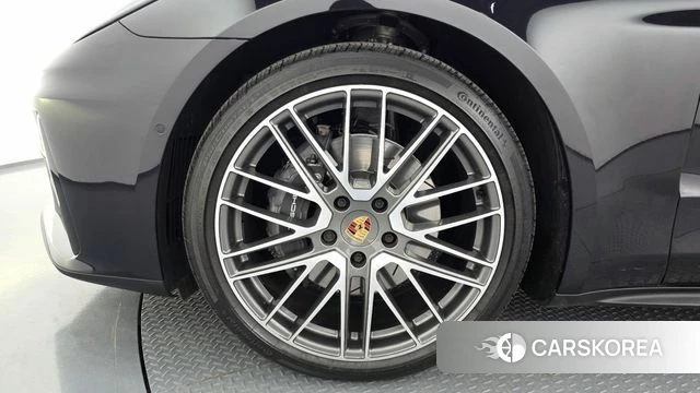 Porsche Panamera (976) id 4266293 из Кореи 32