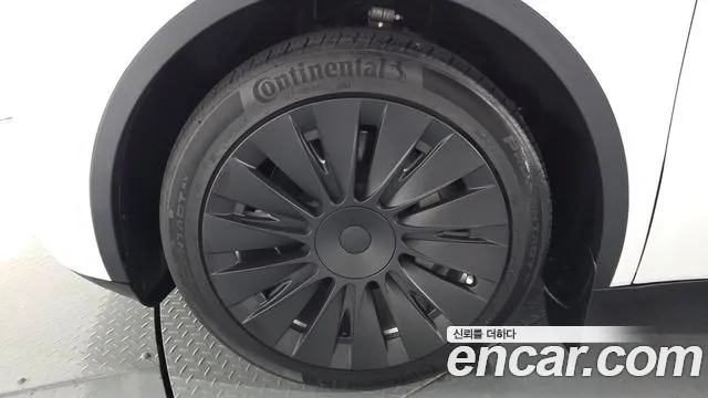 Tesla Model Y id 2823525 из Кореи 15