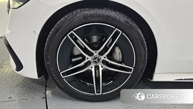 Mercedes-Benz E-Class W214 id 3502512 из Кореи 15