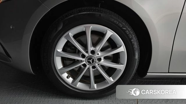 Mercedes-Benz A-Class W177 id 4722287 из Кореи 26