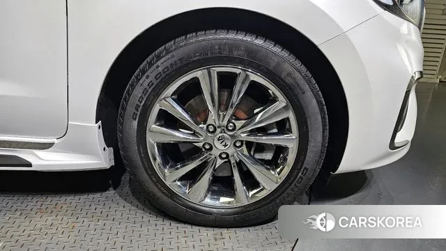 Kia The New Carnival id 2961465 из Кореи 15