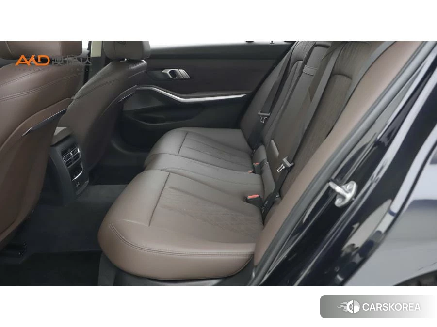 BMW 3 series 2022 Черный из Китая, фото 5