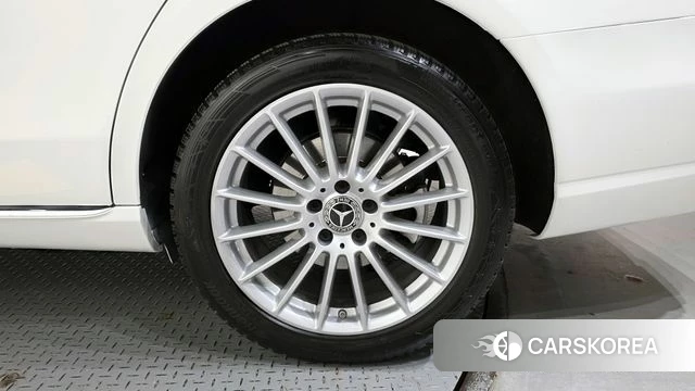 Mercedes-Benz E-Class W213 id 3883414 из Кореи 15