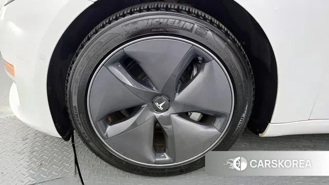 Tesla Model 3 id 3464118 из Кореи 15