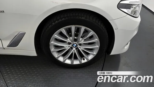 BMW 5 Series (G30) id 2395789 из Кореи 15