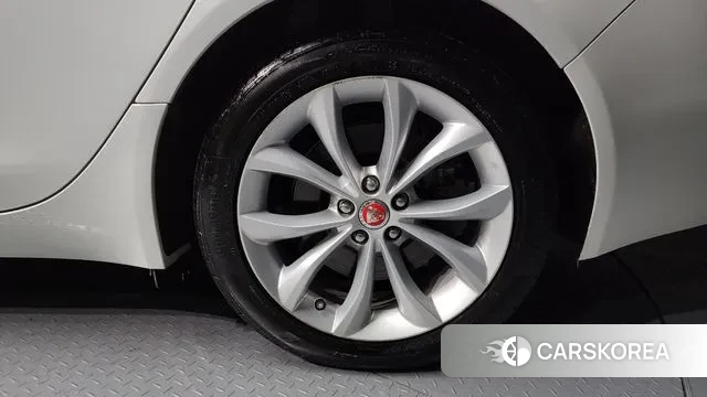 Jaguar XF (X260) id 3608015 из Кореи 15