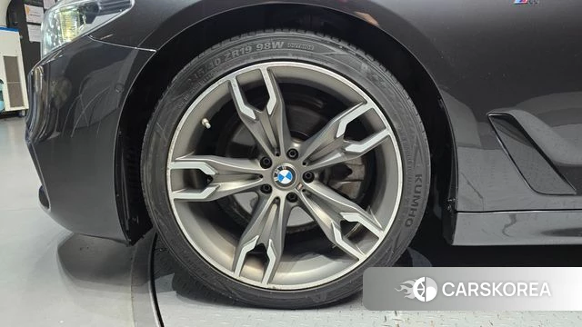 BMW 5 Series (G30) id 4520849 из Кореи 25