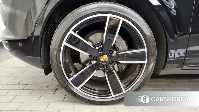 Porsche Cayenne (PO536) id 2901547 из Кореи 15
