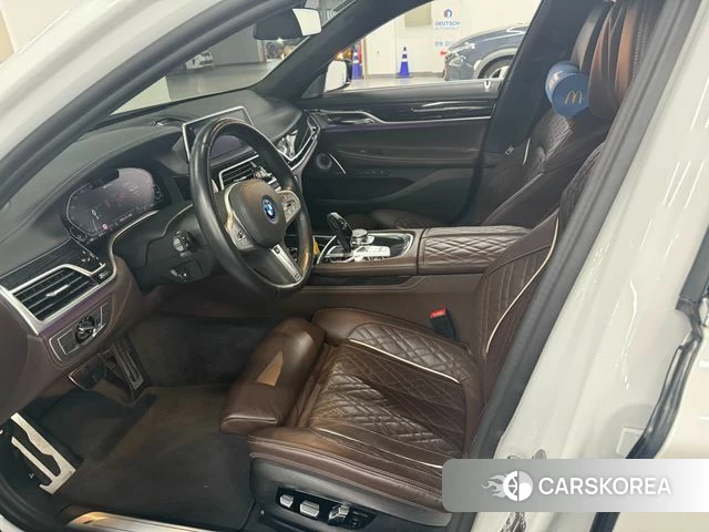 BMW 7 Series (G11) 2022 Белый из Кореи, фото 5