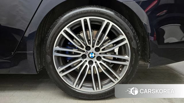 BMW 5 Series (G30) id 3893632 из Кореи 15