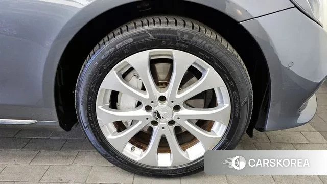 Mercedes-Benz E-Class W213 id 3737083 из Кореи 15