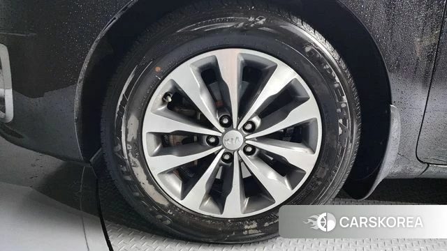 Kia All New Carnival id 4351342 из Кореи 26