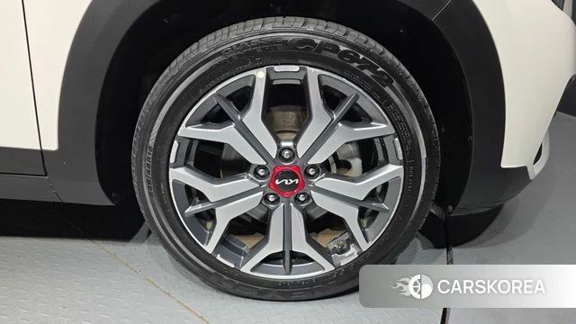 Kia Seltos id 4692379 из Кореи 27