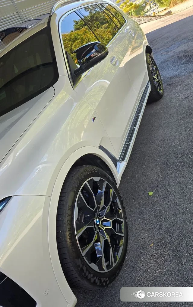 BMW X7 (G07) 2024 Белый из Кореи, фото 5