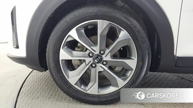 Kia Stonic id 4718053 из Кореи 28