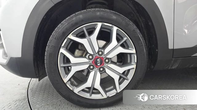 Kia Seltos id 4732520 из Кореи 15