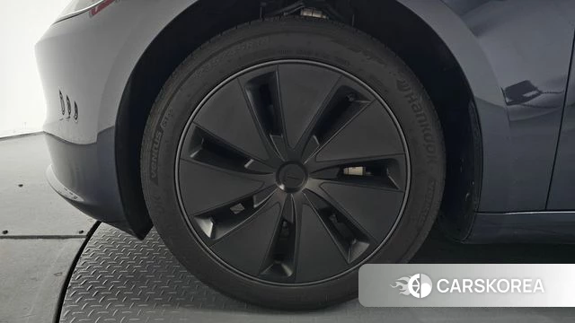 Tesla Model 3 id 4590138 из Кореи 31